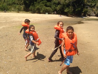 waterdogs 2016 kids on beach